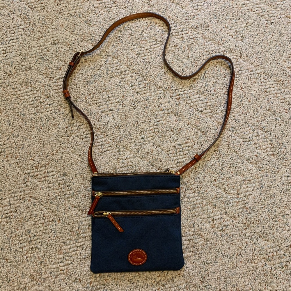 dooney & bourke crossbody